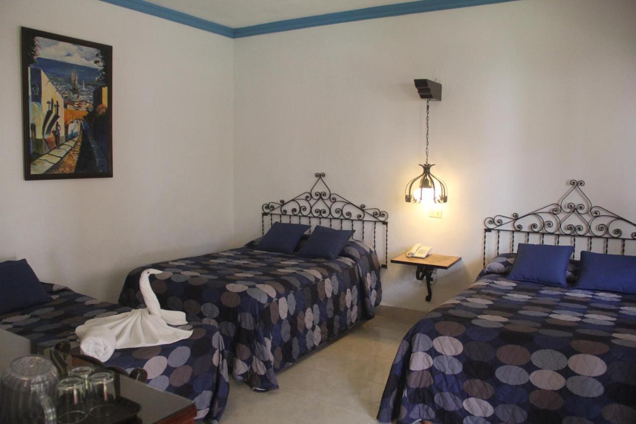 Hotel Zaci Вальядолид Экстерьер фото